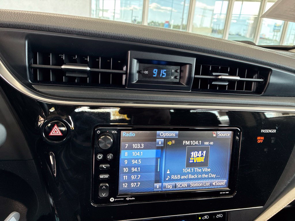 Used 2018 Toyota Corolla iM FWD image 27