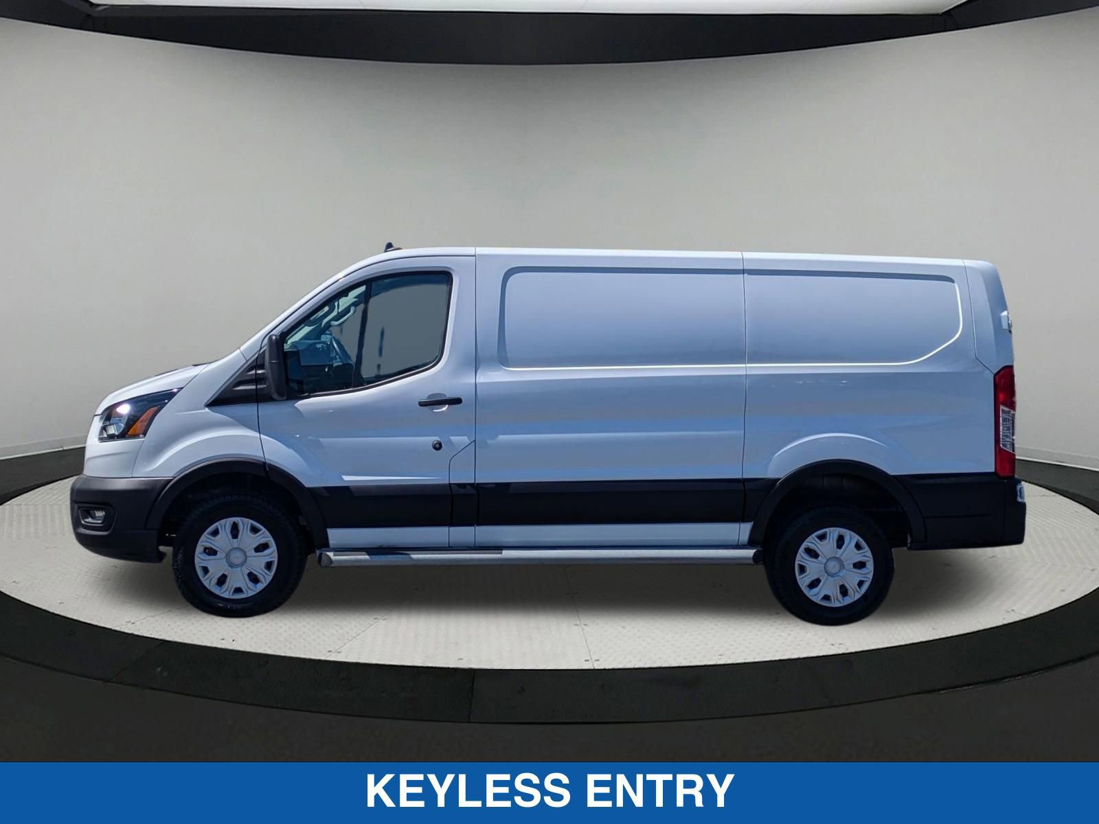 Used 2024 Ford Transit 250 Low Roof w/ Exterior Upgrade Package RWD image 7