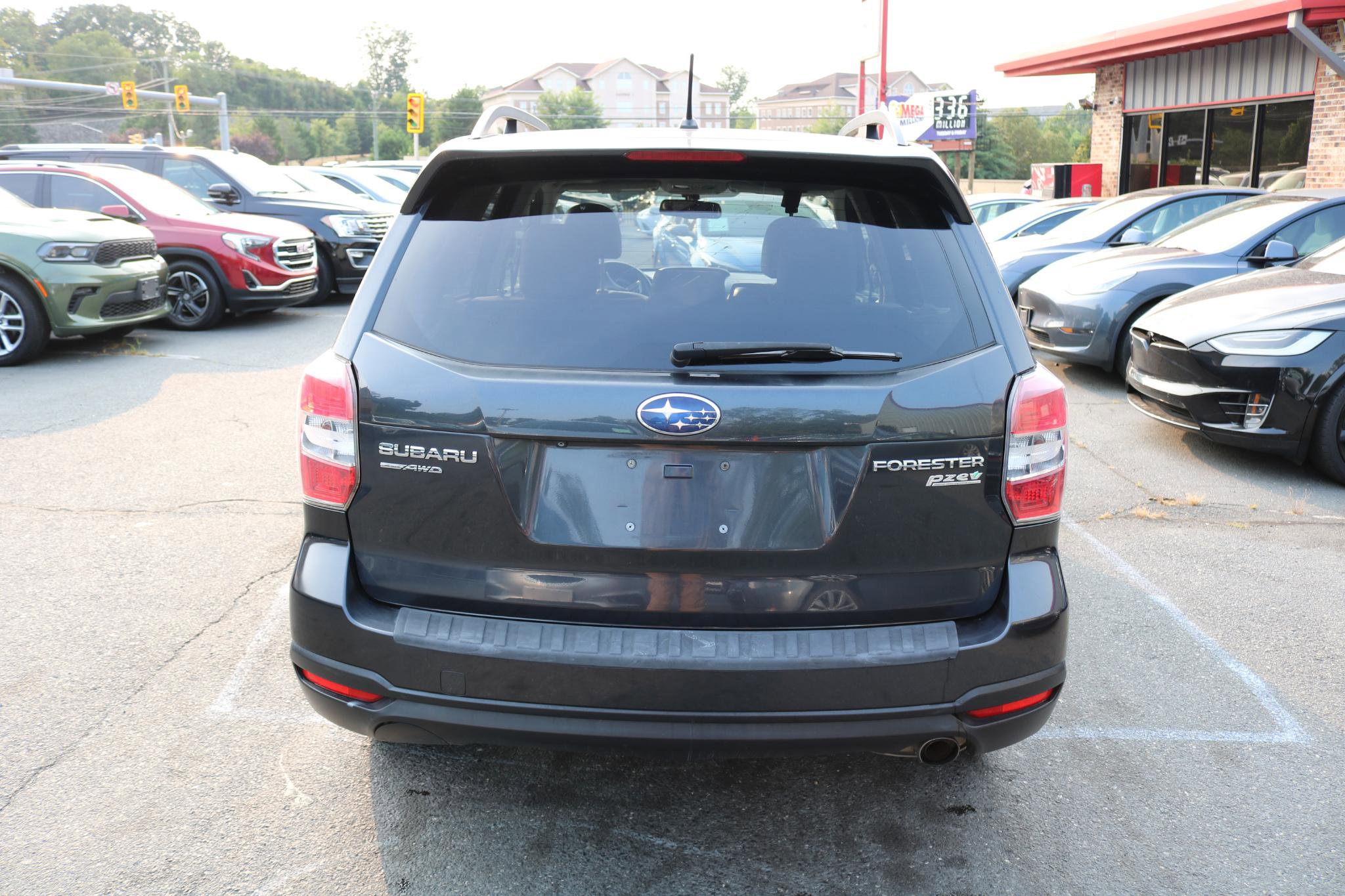 Used 2014 Subaru Forester 2.5i Limited AWD/4WD image 3