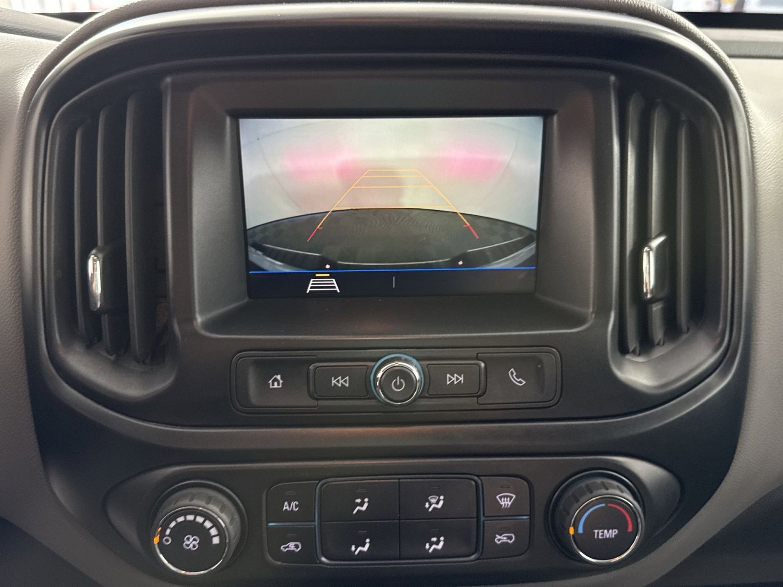 Used 2022 Chevrolet Colorado W/T w/ WT Convenience Package image 19