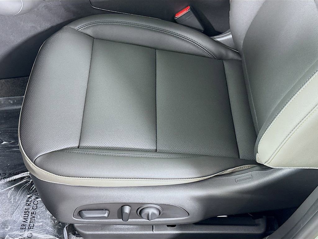 New 2026 Chevrolet Trax ACTIV w/ Sunroof Package image 18