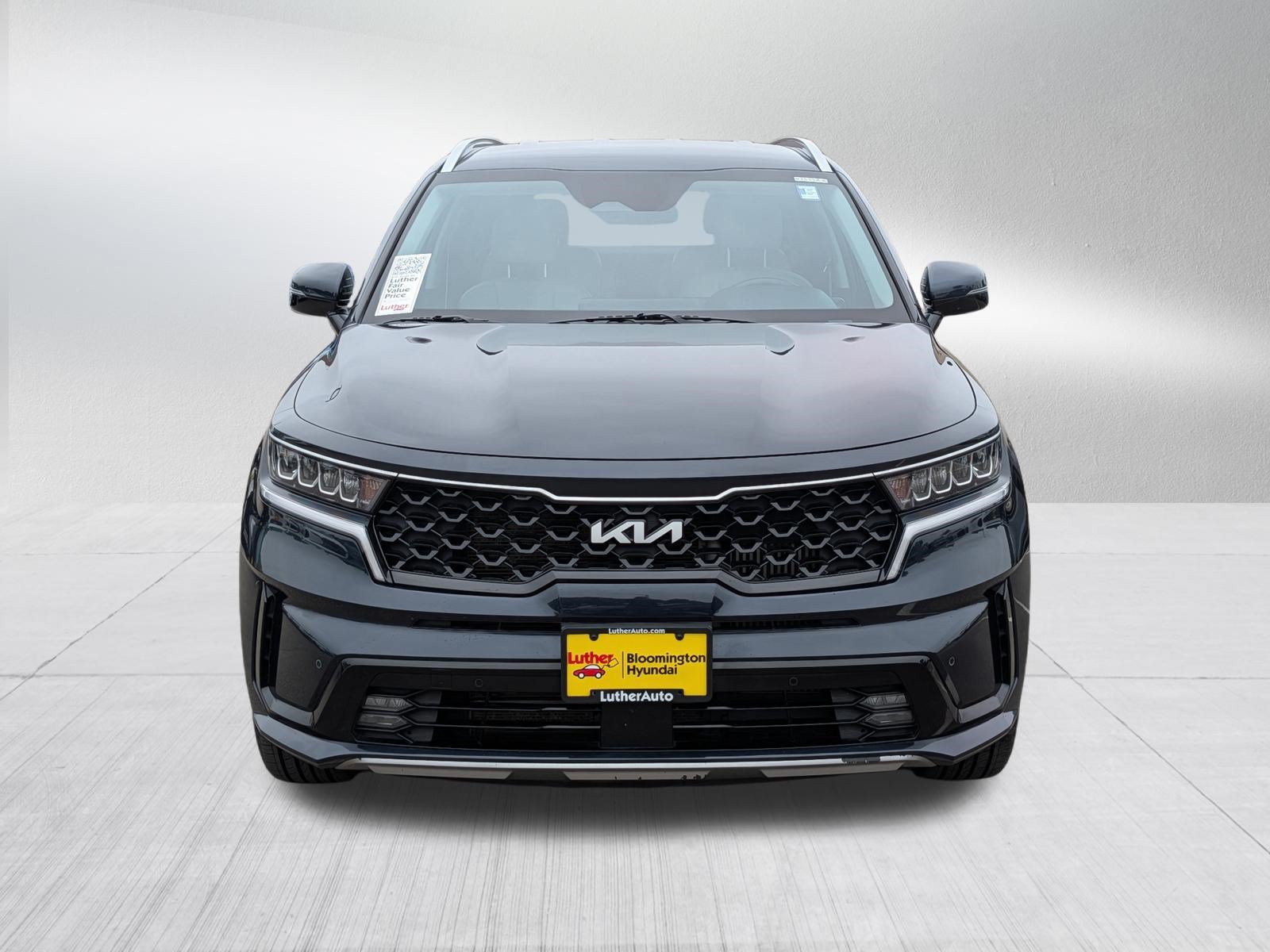 Used 2023 Kia Sorento EX AWD/4WD image 2