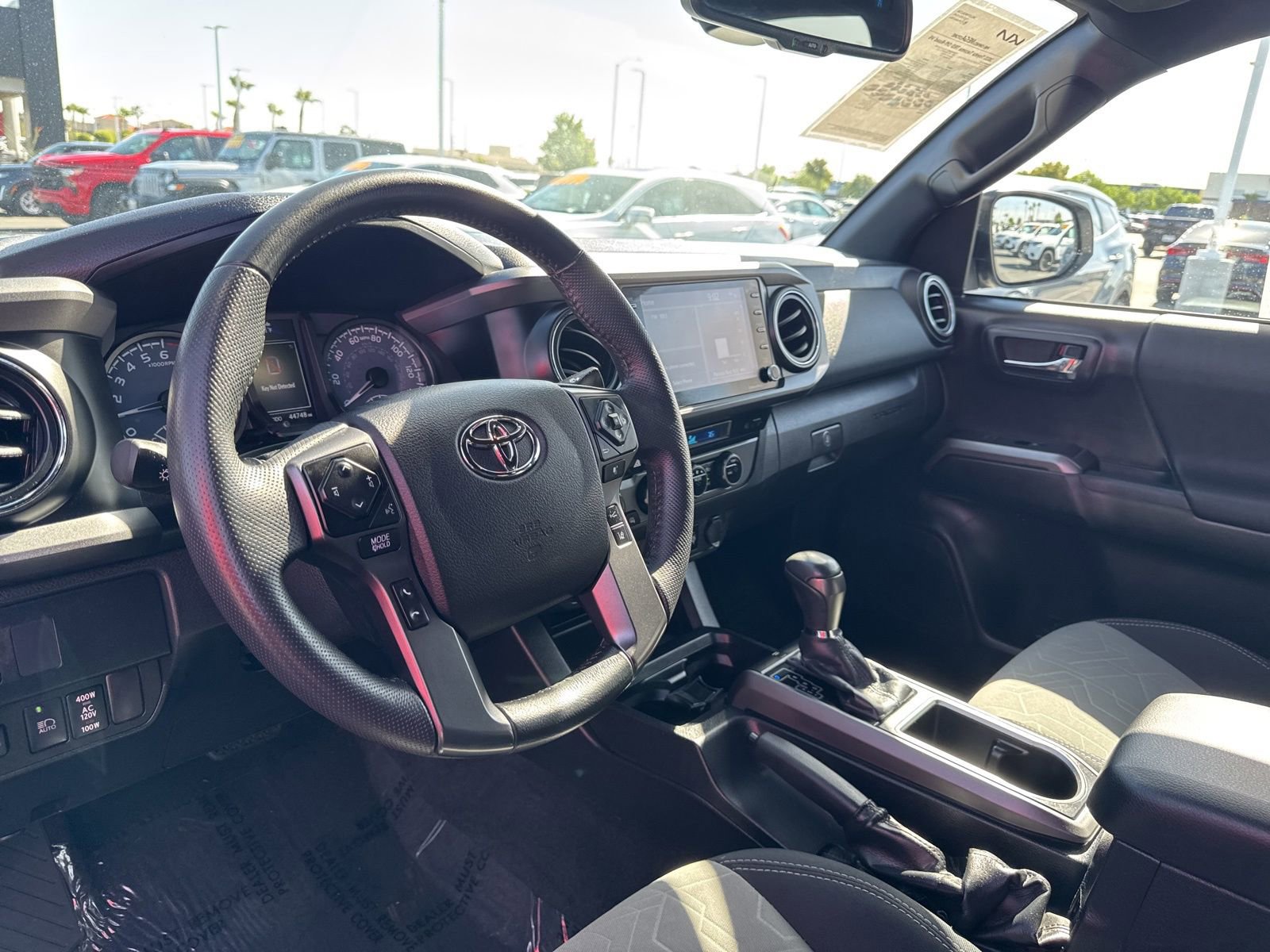 Used 2021 Toyota Tacoma TRD Off-Road w/ Technology Package image 16