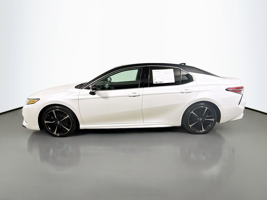 Certified 2019 Toyota Camry XSE FWD image 4