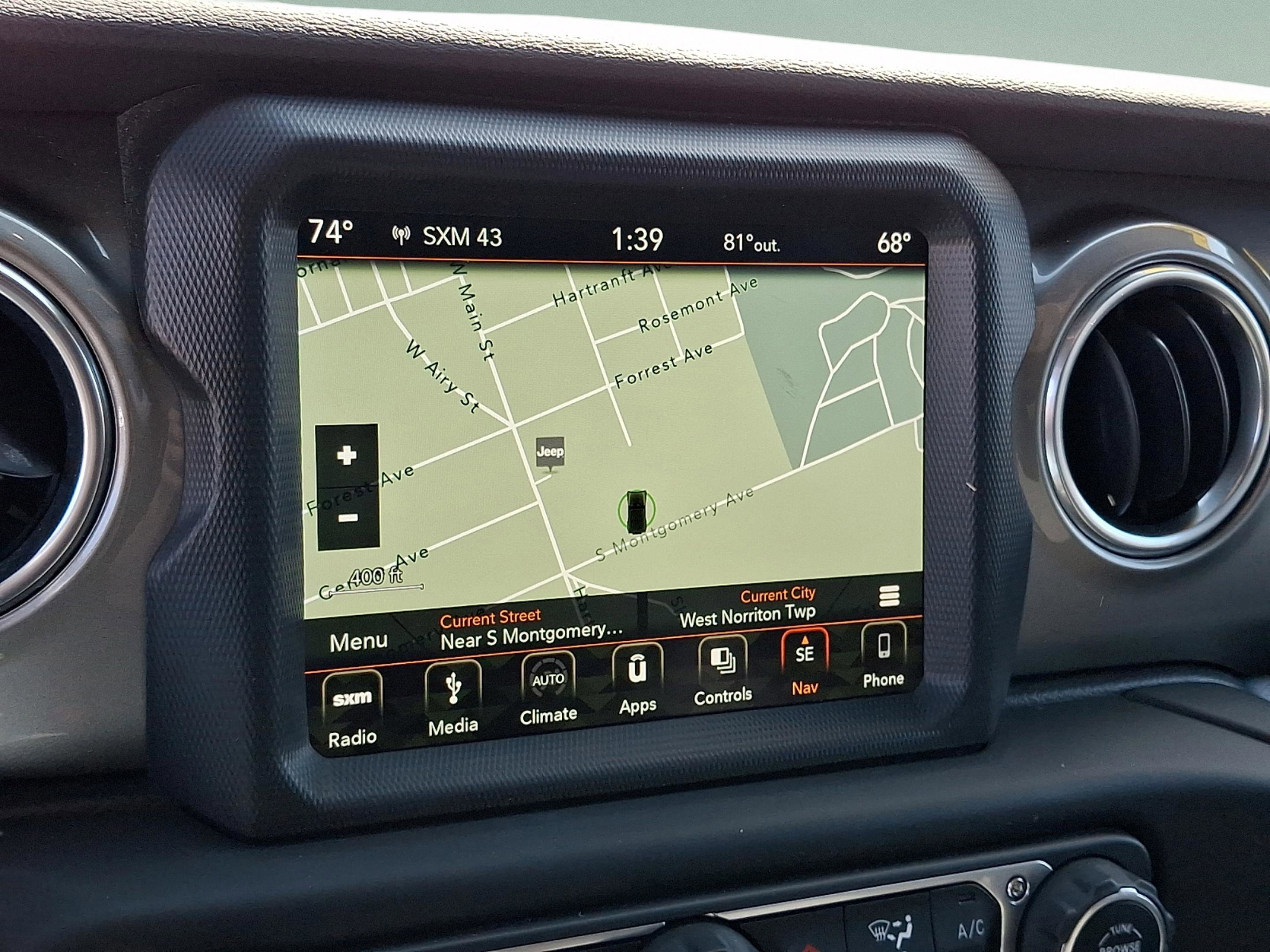 Certified 2018 Jeep Wrangler Unlimited Sahara image 17