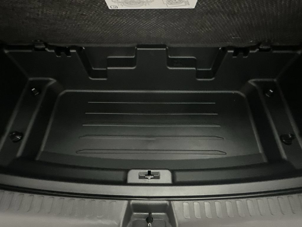 New 2026 Chevrolet Traverse LT w/ Midnight/Sport Edition AWD/4WD image 67