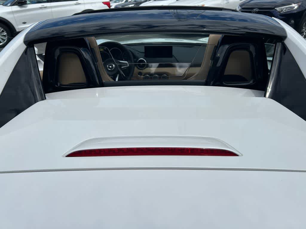 Used 2025 MAZDA MX-5 Miata RF Grand Touring RWD image 12