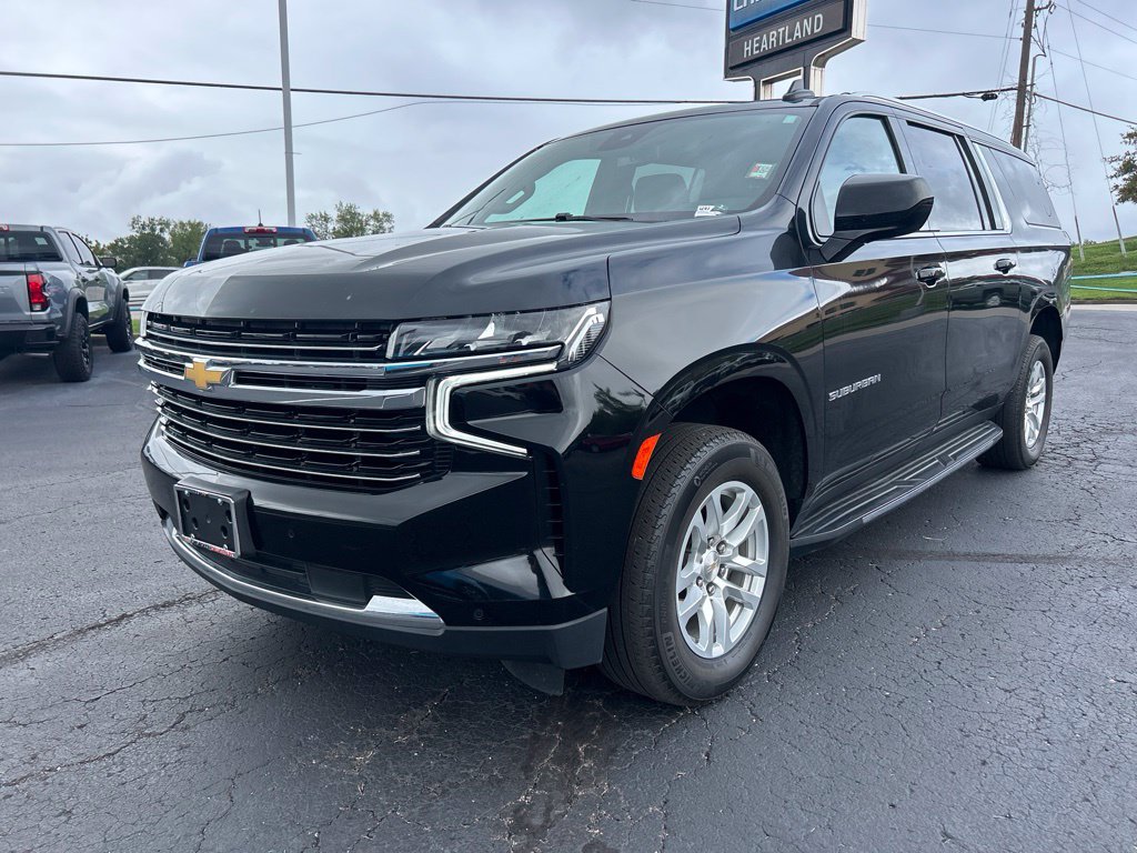 Used 2024 Chevrolet Suburban LT AWD/4WD 360° Tour