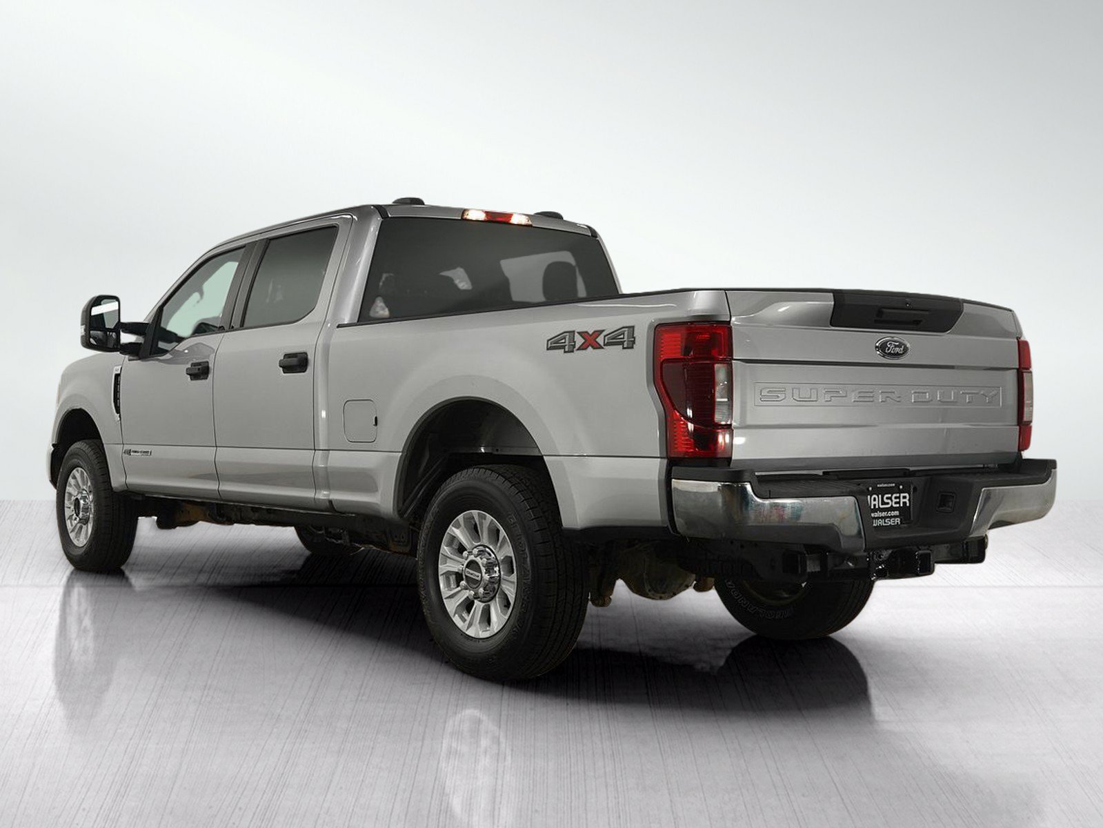 Used 2022 Ford F250 XLT AWD/4WD image 3