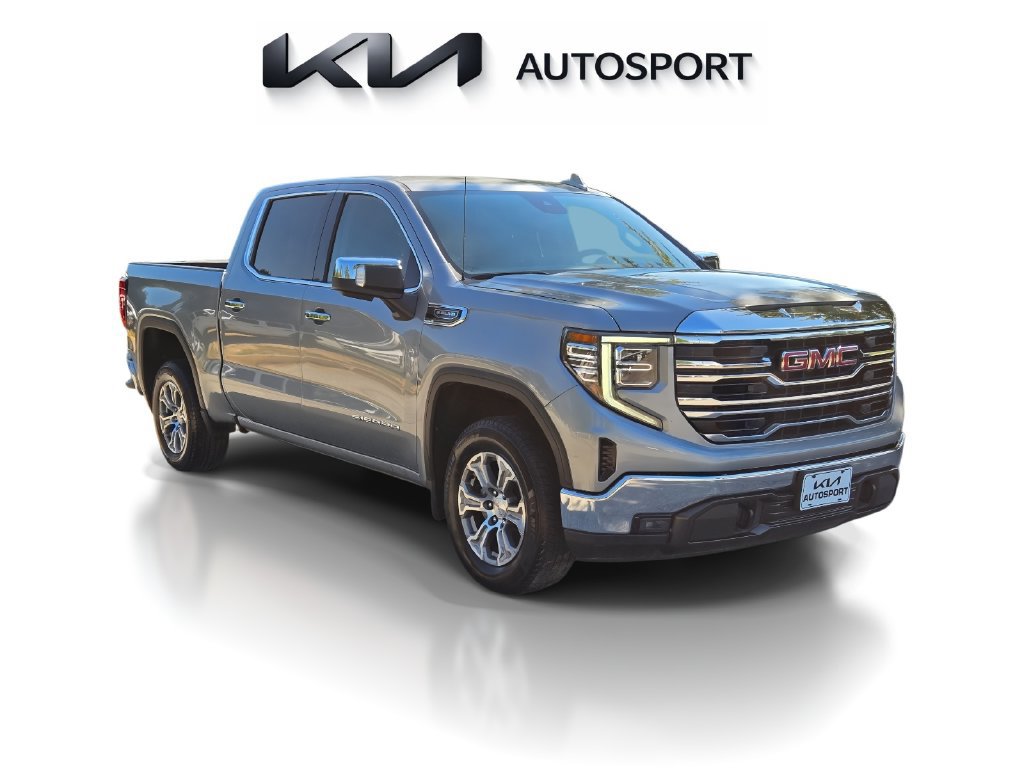 Used 2025 GMC Sierra 1500 SLT AWD/4WD image 3