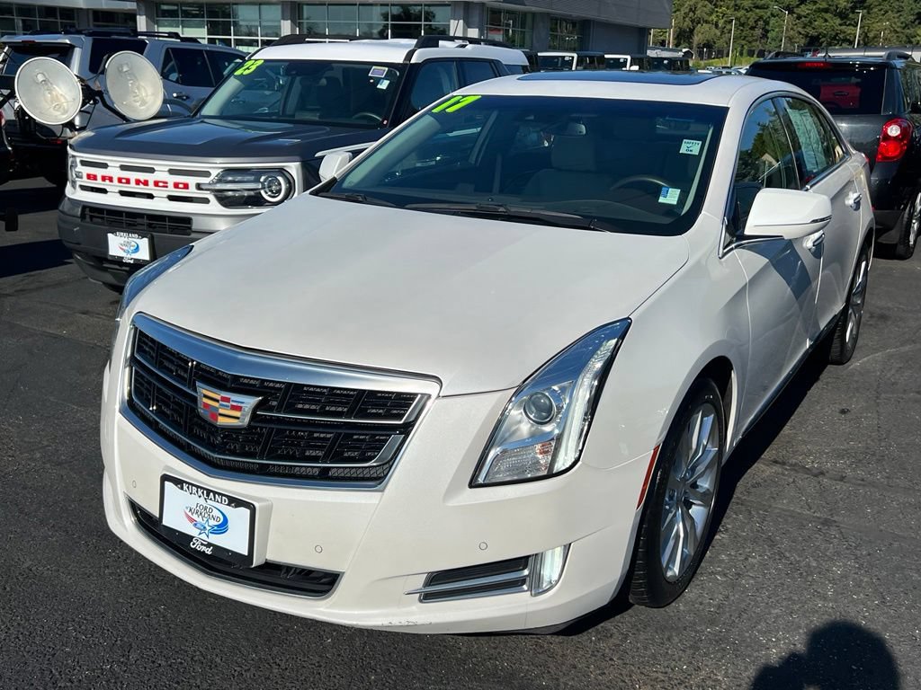 Used 2017 Cadillac XTS Luxury w/ Driver Awareness Package AWD/4WD image 4