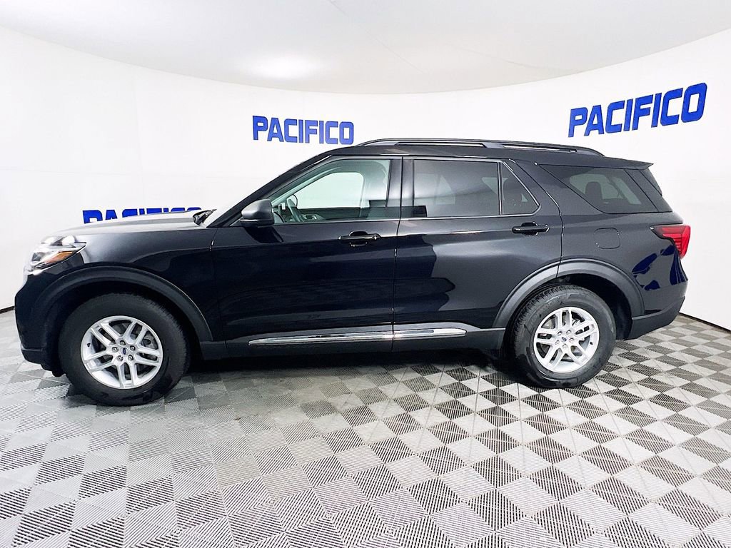 Used 2025 Ford Explorer Active image 6