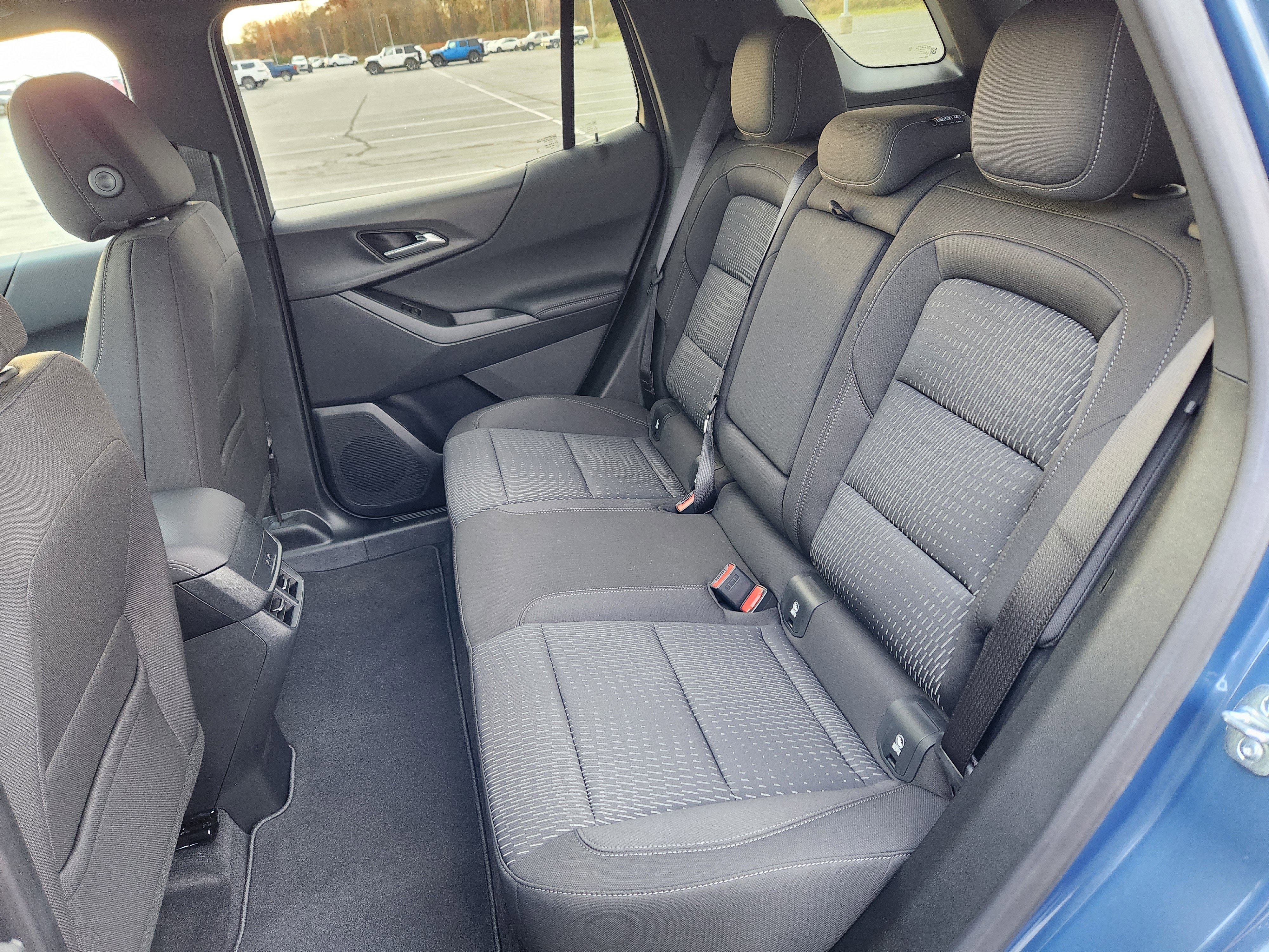 New 2026 Chevrolet Equinox LT image 7