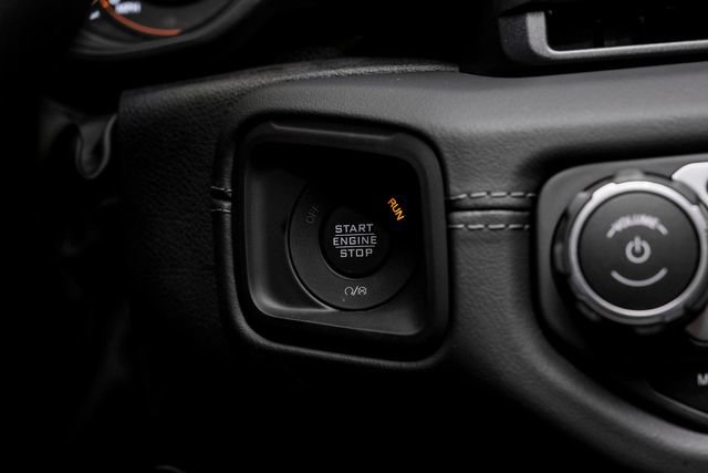 Used 2025 Jeep Wrangler Unlimited Rubicon 392 AWD/4WD image 59