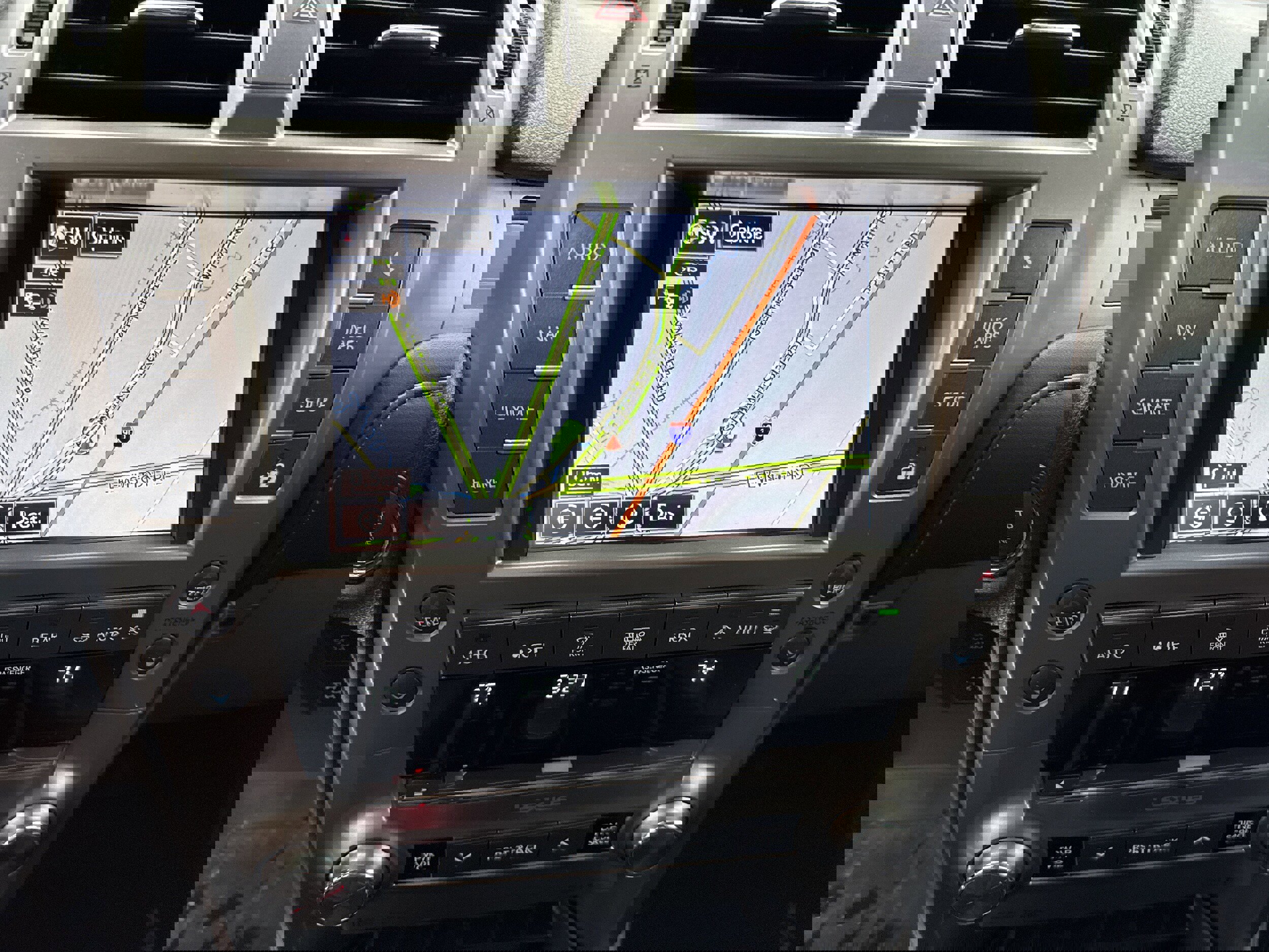 Used 2021 Lexus GX 460 Premium image 16