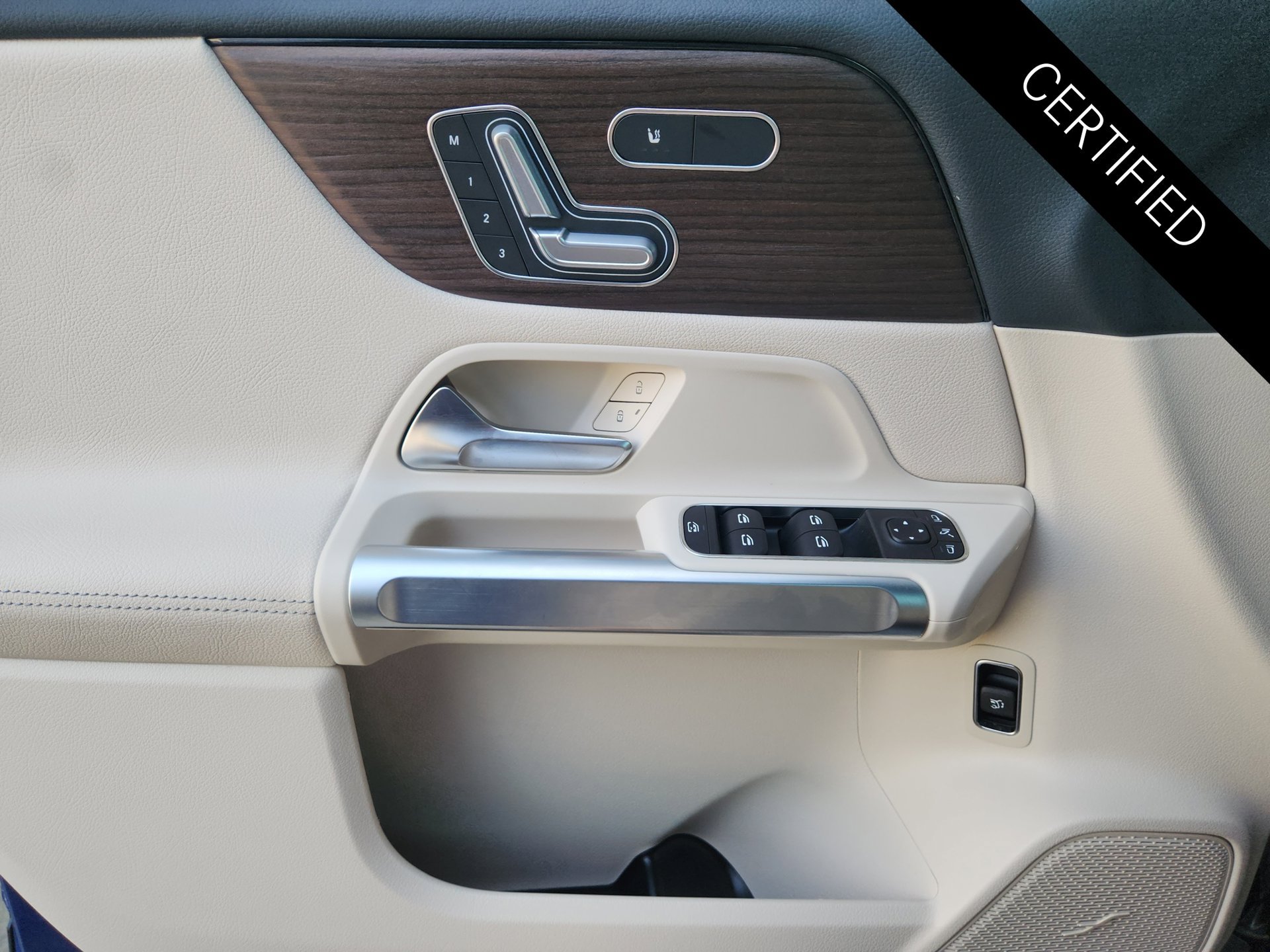 Certified 2026 Mercedes-Benz GLB 250 image 23