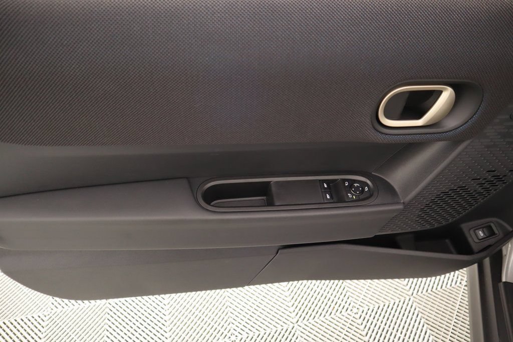 New 2025 MINI Cooper 2-Door Hardtop FWD image 15