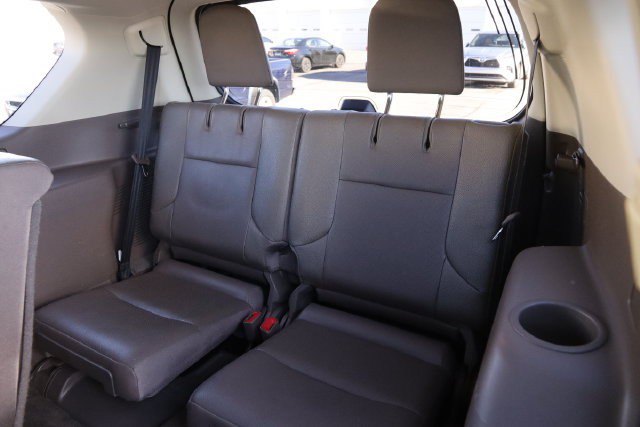 Used 2015 Lexus GX 460 w/ Premium Package AWD/4WD image 12