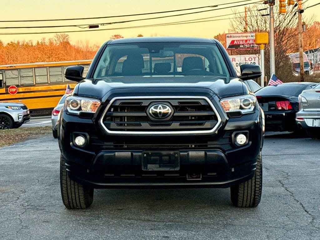 Used 2018 Toyota Tacoma SR5 image 8