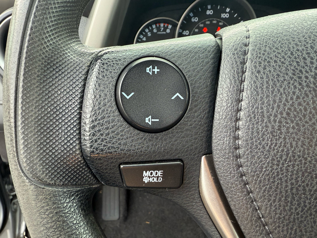 Used 2016 Toyota RAV4 LE image 24