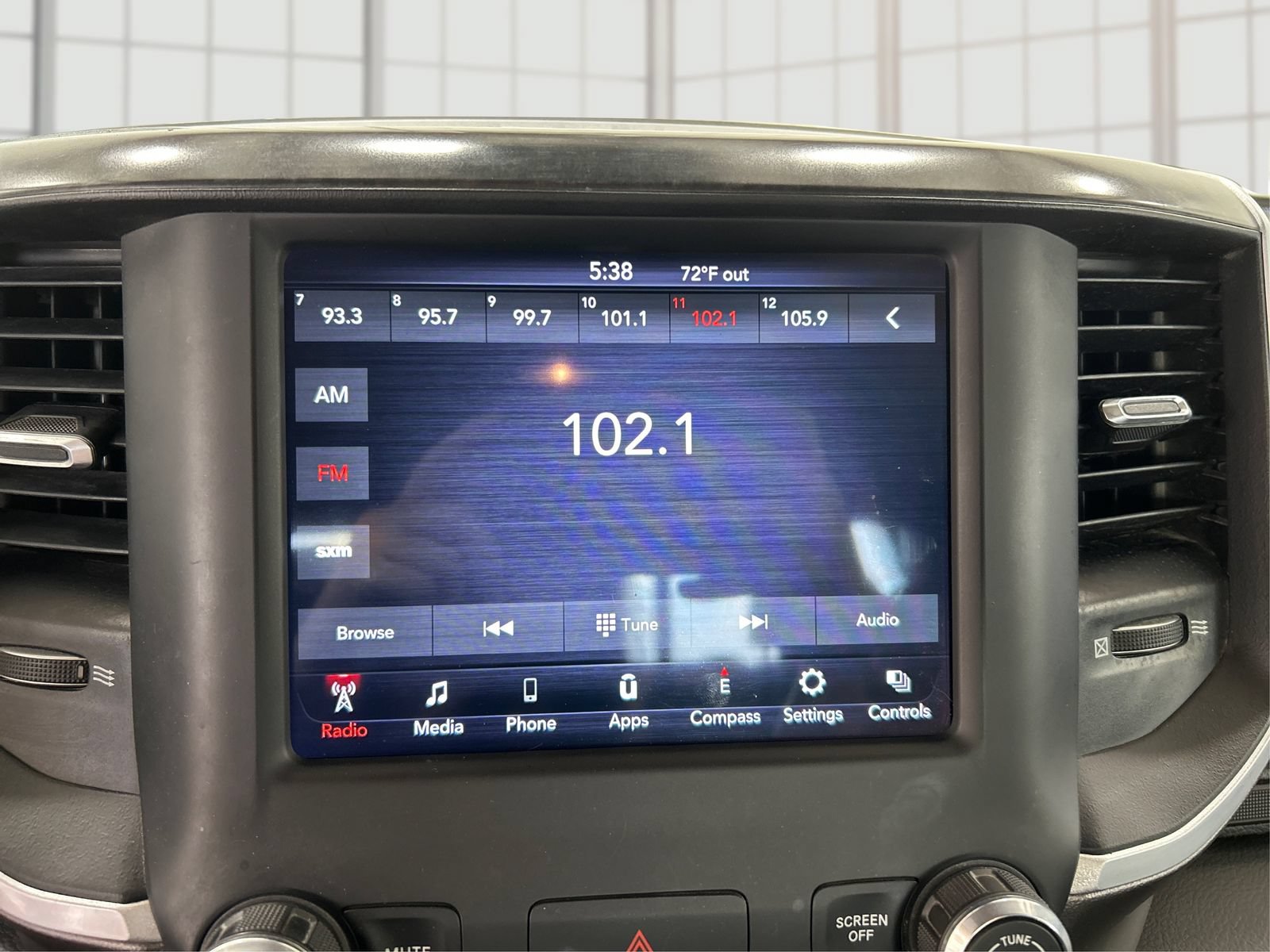 Used 2021 RAM 1500 Big Horn AWD/4WD image 32
