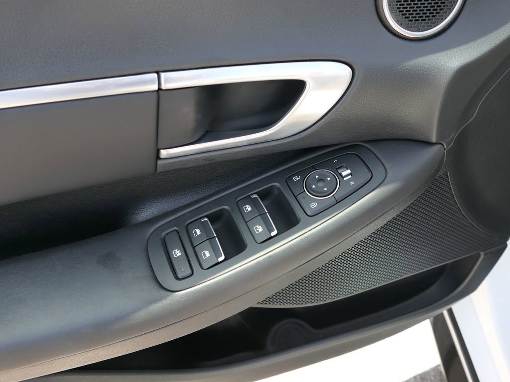 Certified 2022 Hyundai Sonata SEL FWD image 14