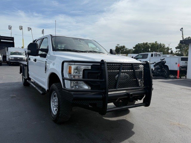 Used 2020 Ford F250 XL w/ Power Equipment Group image 4