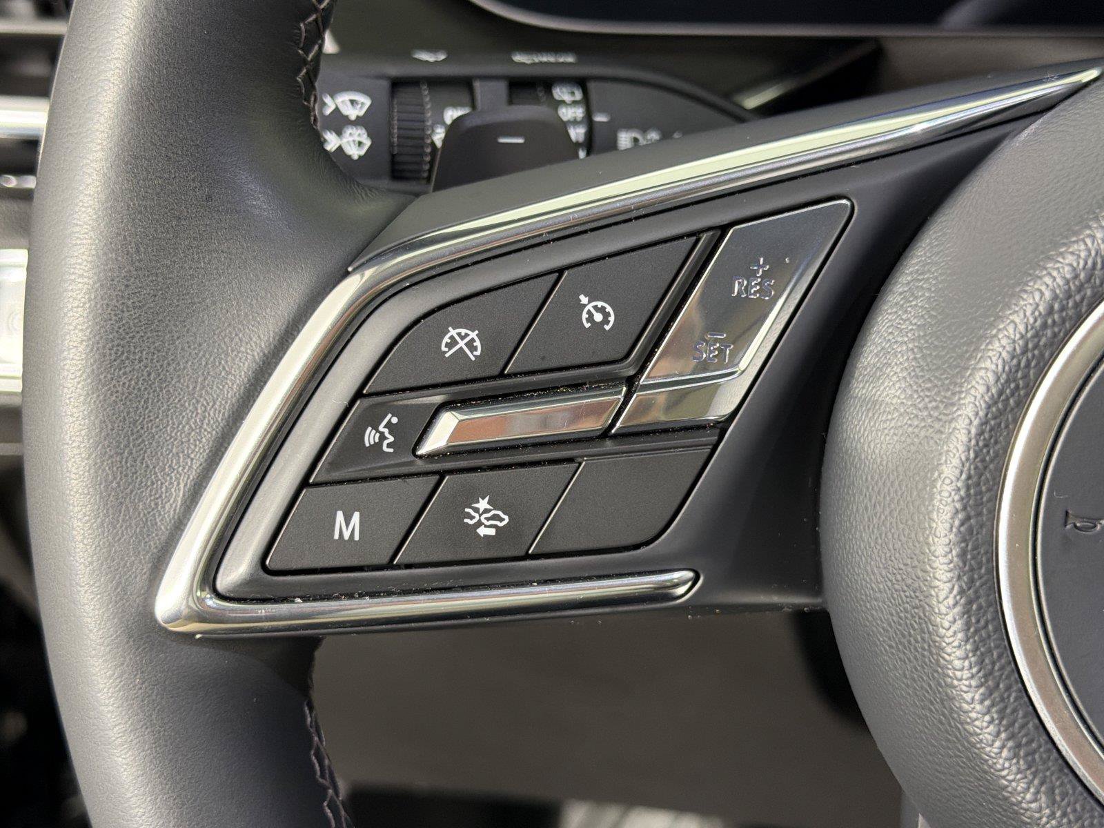 Certified 2024 Buick Envision Preferred AWD/4WD image 24