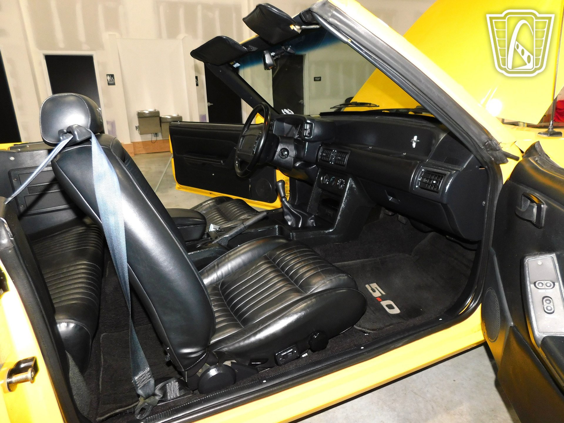 Used 1993 Ford Mustang LX RWD image 7