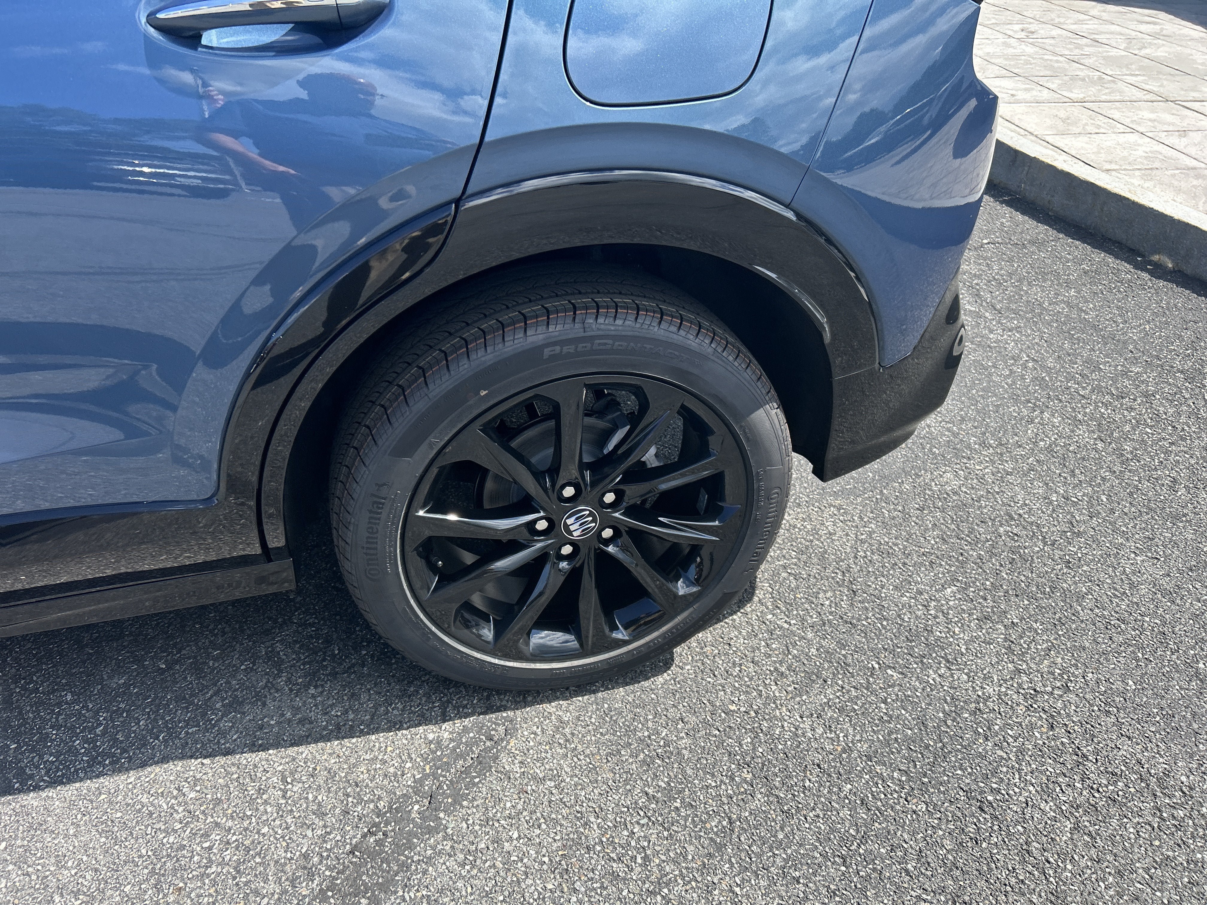 New 2026 Buick Encore GX Sport Touring w/ Advanced Technology Package AWD/4WD image 5