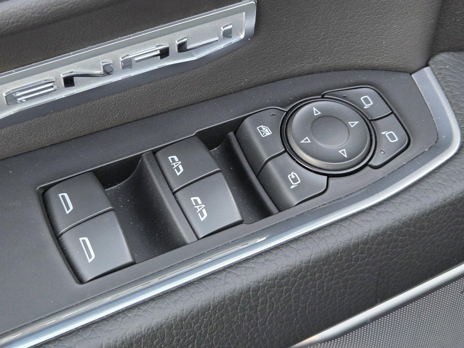 Used 2022 GMC Sierra 1500 Denali w/ Technology Package image 17