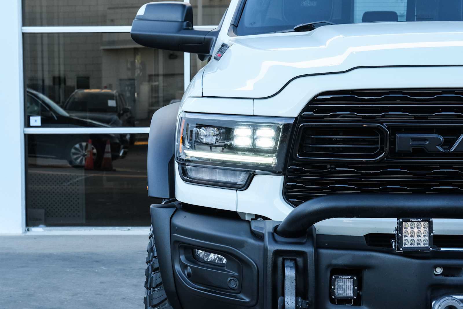 Used 2022 RAM 2500 Limited AWD/4WD image 5