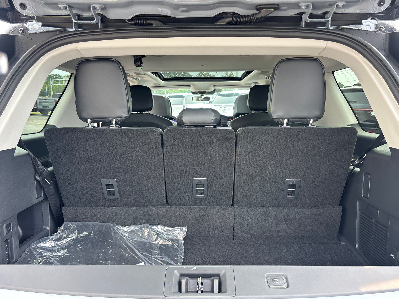 New 2027 Lincoln Navigator Reserve AWD/4WD image 9