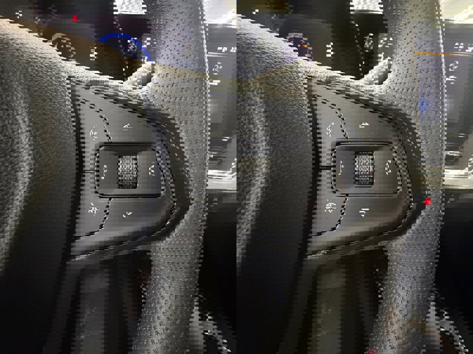 New 2026 Chevrolet Trax LT image 18