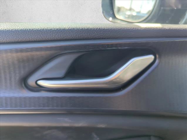 New 2025 Jeep Grand Cherokee Altitude image 17