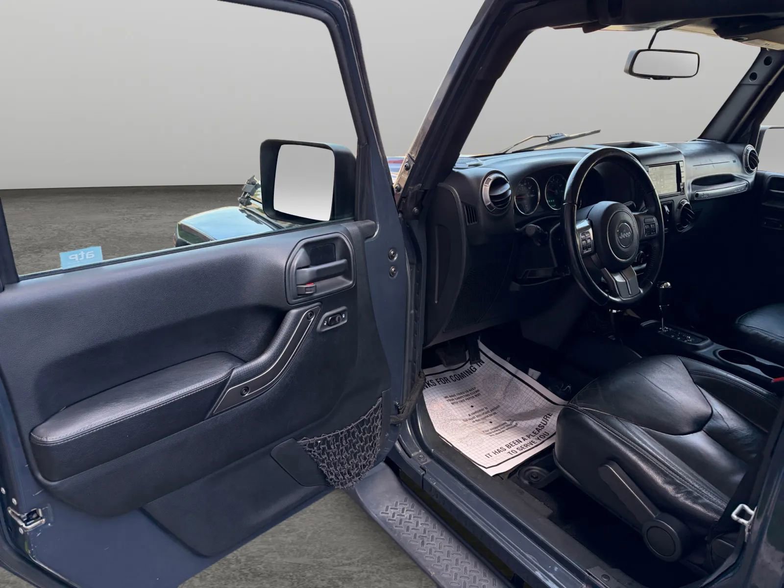Used 2018 Jeep Wrangler Unlimited Sahara image 9