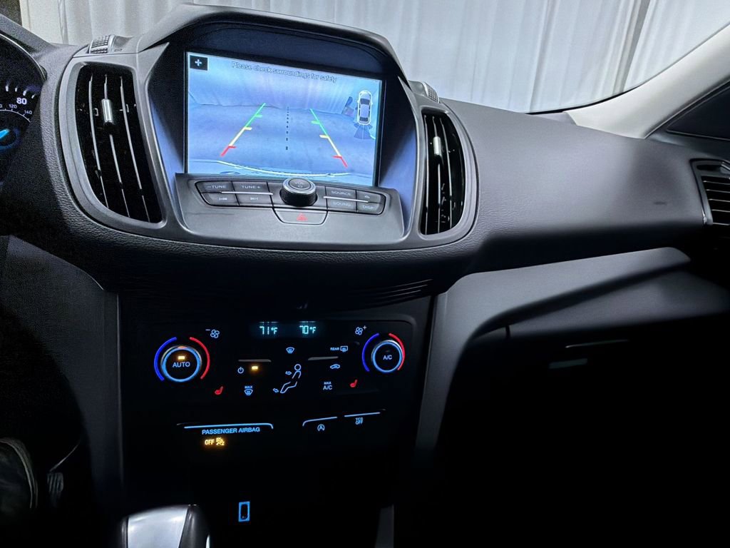 Used 2018 Ford Escape SEL image 19