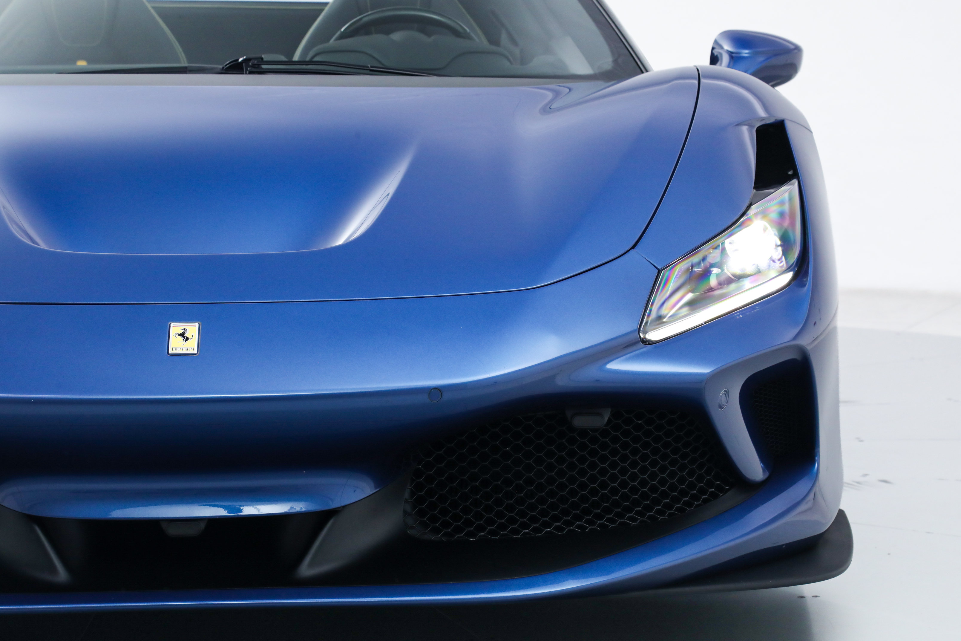 Certified 2023 Ferrari F8 Tributo RWD image 15