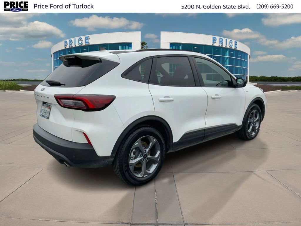 Used 2025 Ford Escape ST-Line w/ Tech Pack #1 image 5