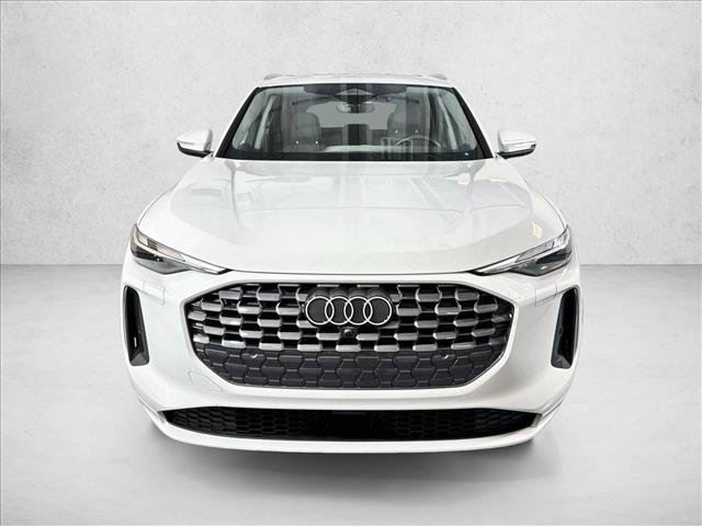 Used 2025 Audi Q5 Premium w/ Convenience Package AWD/4WD image 2