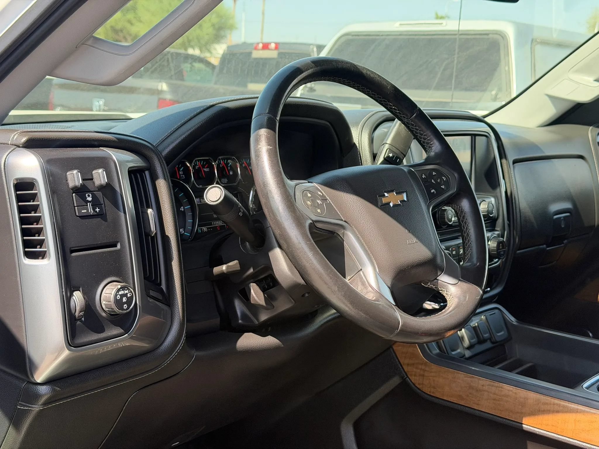 Used 2016 Chevrolet Silverado 2500 LTZ w/ Duramax Plus Package RWD image 19