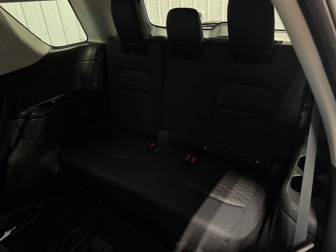 Used 2022 Nissan Pathfinder S AWD/4WD image 14