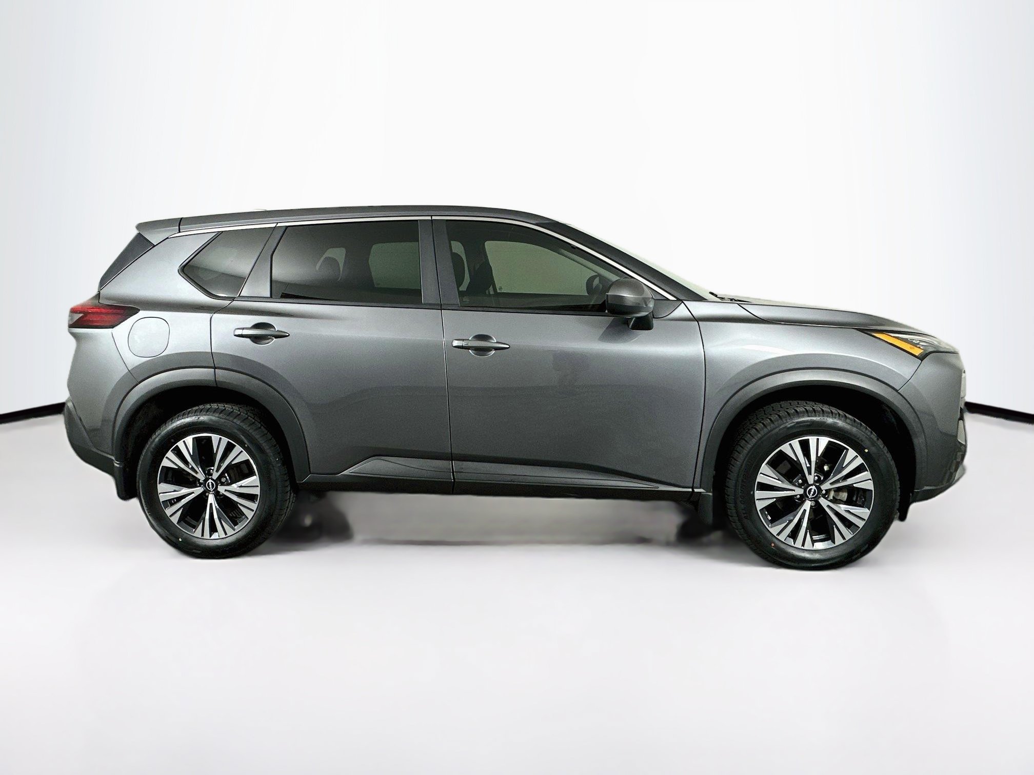 Used 2023 Nissan Rogue SV FWD image 10