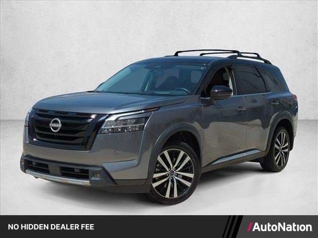 Used 2024 Nissan Pathfinder Platinum w/ Black Appearance Package FWD image 1