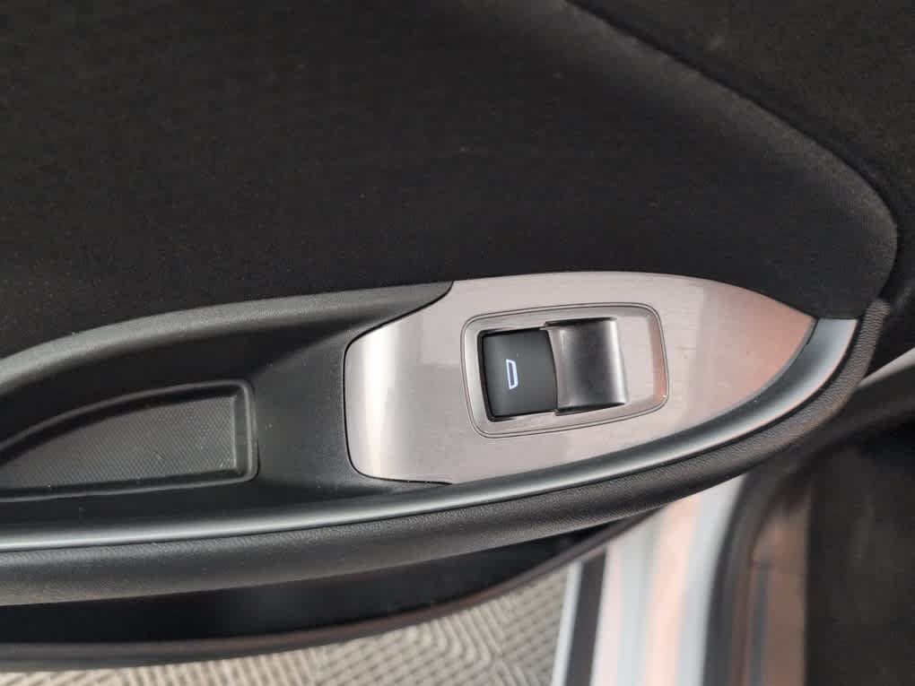 Used 2024 Chevrolet Malibu LT FWD image 20