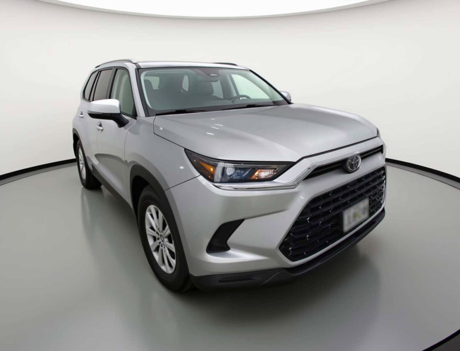 Used 2025 Toyota Grand Highlander FWD image 1