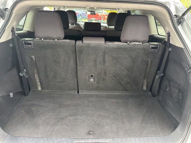 Used 2021 Toyota Highlander LE image 14