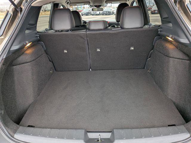 Used 2025 Nissan Kicks SR AWD/4WD image 23
