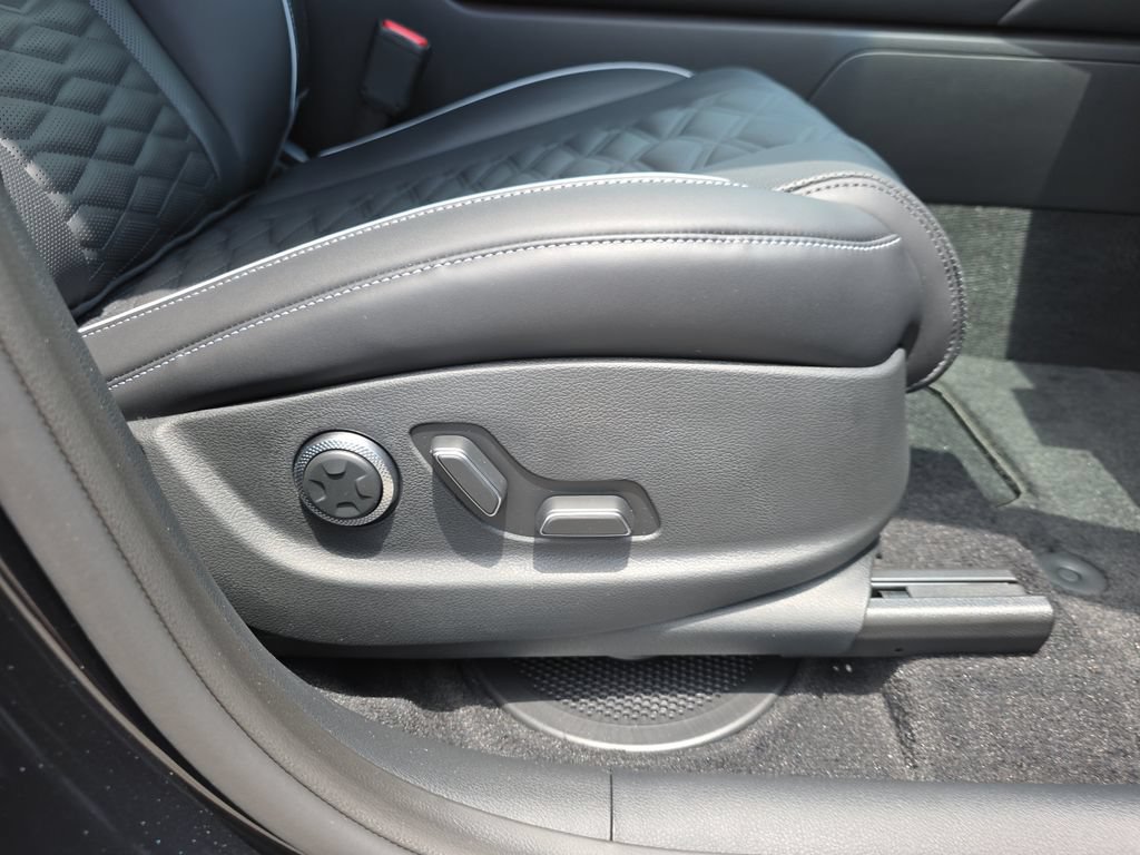 New 2026 Genesis GV80 3.5T e-SC AWD/4WD image 37