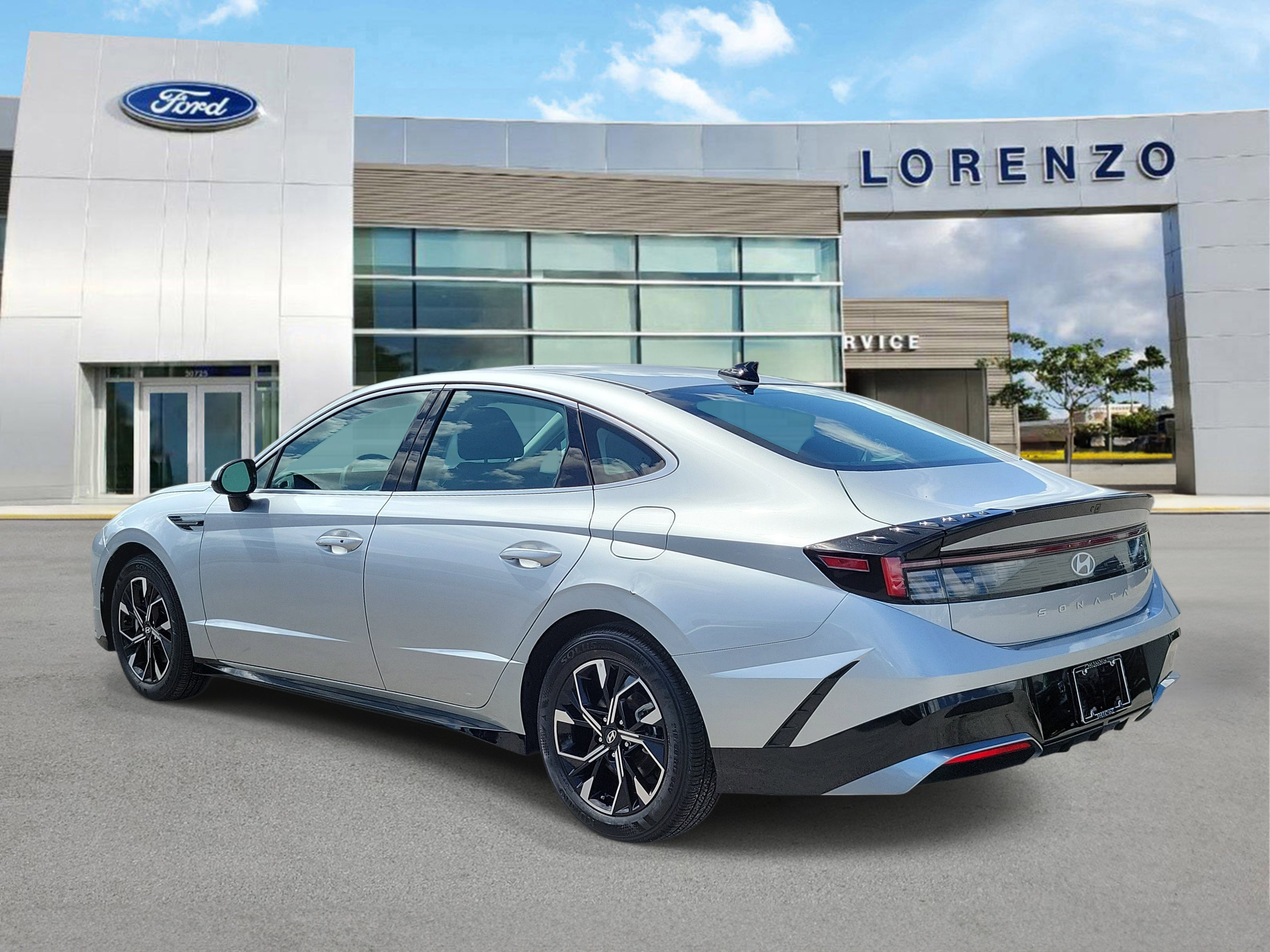 Used 2025 Hyundai Sonata SEL FWD image 7